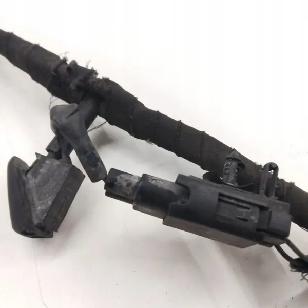 Harness de calentamiento boquillas lavaparabrisas OEM 2T1T-14297 AD image 6