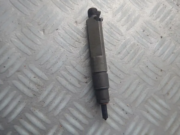 Injetor AUDI A4 A3 VW GOLF 1.9 TDI 028130210T image 3