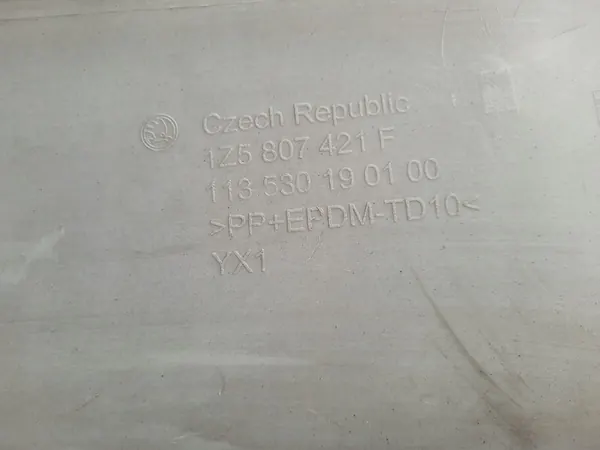 Paraurti posteriore SKODA Octavia II HB Sedan Lift 1Z5807421F image 9