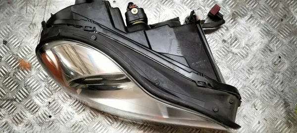 Oikea Etu Xenon Valo Volvo XC90 2006 OEM image 3