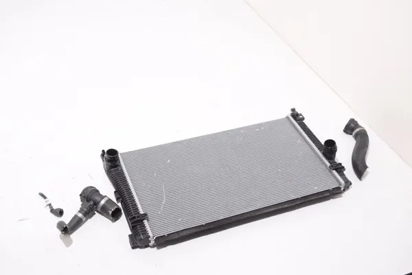 Radiateur de liquide de refroidissement OEM 8593275 BMW image 3