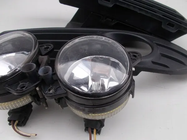 Copertura Griglia Paraurti VW Polo 9N3 Destra image 4