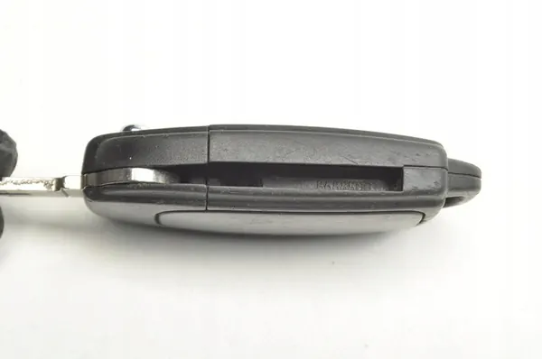 Volvo Nyckel OE 8688800 image 2