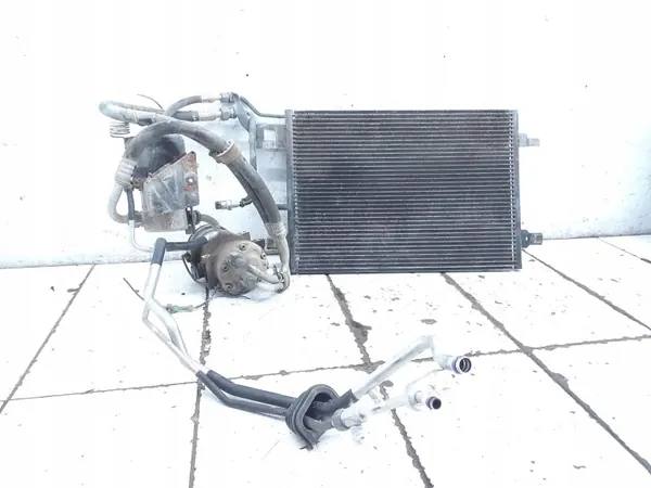 Compresseur Climatisation Volkswagen OEM 8D0260805D Occasion image 2
