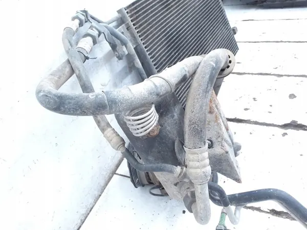Compresseur Climatisation Volkswagen OEM 8D0260805D Occasion image 4