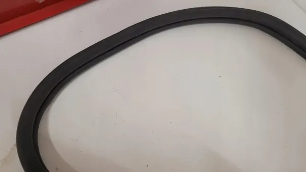 Junta do porta-malas Citroen C3 OEM JUT108759 - Usado image 4