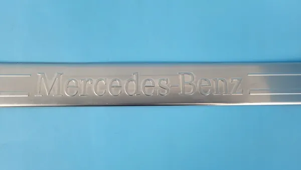 Mercedes EQE W295 Kynnyspeite OEM A2976801400 image 4