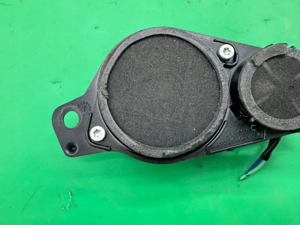 Altifalante direito painel OEM 86160-0WC00 image 3