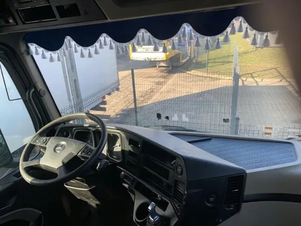 Squelette de Cabine Mercedes Actros MP4 - Occasion image 8