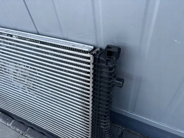 Waterradiator OEM 5wA121251H voor VW Tiguan 2.0 TSI image 4