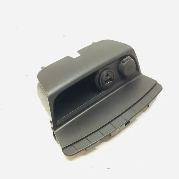 Étagère Aux USB Peugeot 208 - Pièce OEM image 2