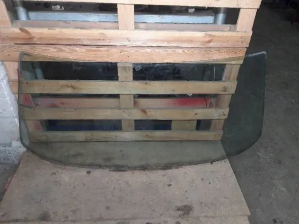 Gebrauchte Windschutzscheibe OEM W123 für Mercedes W123 image 2