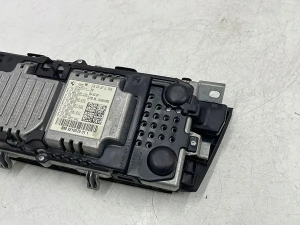 BMW 7er Navigationsbildschirm OEM 19749171 Gebraucht image 4