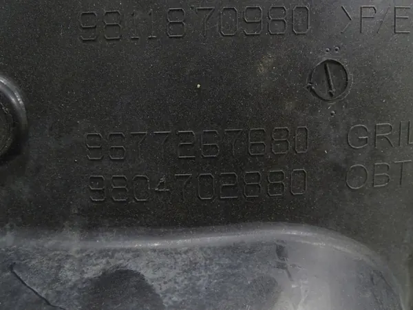 Gebruikte voor rechter wielkast Peugeot 308 II OEM 9811870980 image 7
