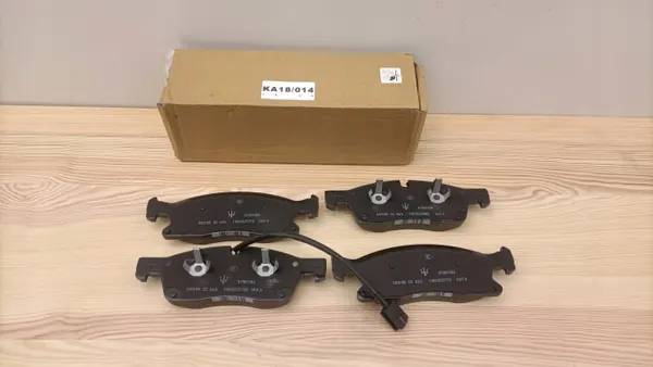 Plaquettes de frein avant OEM 56-200_Gora Maserati Levante image 2