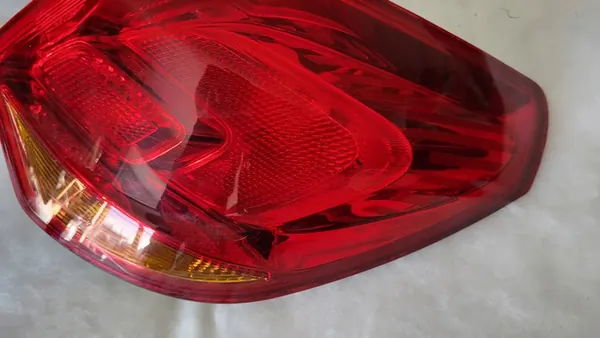 OPEL ASTRA J Bakljus Höger, 5 Dörrar, HB, OEM image 2