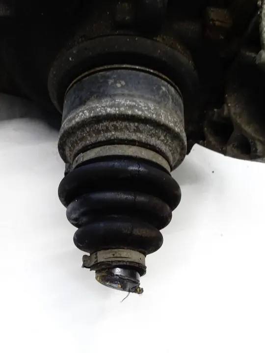 Différentiel arrière OEM 7605589 pour BMW F Series image 4