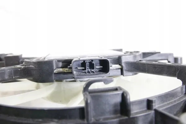 Kylfläkt med hus Toyota C-HR Corolla E21 Lexus UX image 5