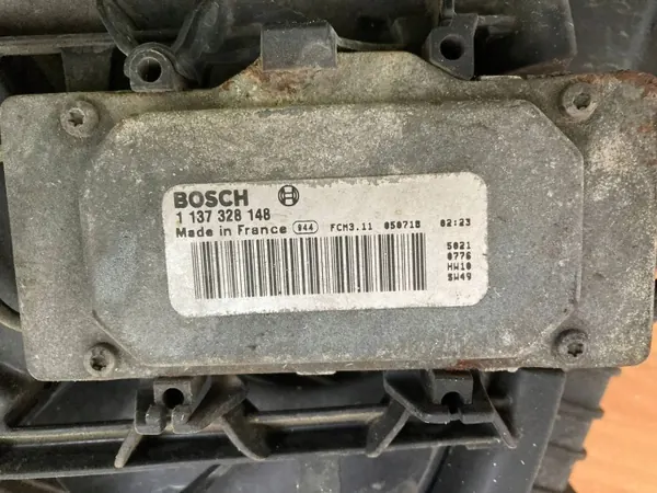 Ford Focus C-MAX Vesijäähdytin OEM 3M5H8C607RE image 7