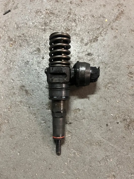 Kit bomba-inyector OEM 038130073AJ 0414720037 1.9 TDI image 3
