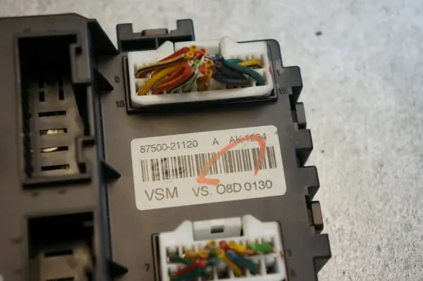 Lichtregelmodule OEM 8750021120 voor SsangYong Rodius II image 3