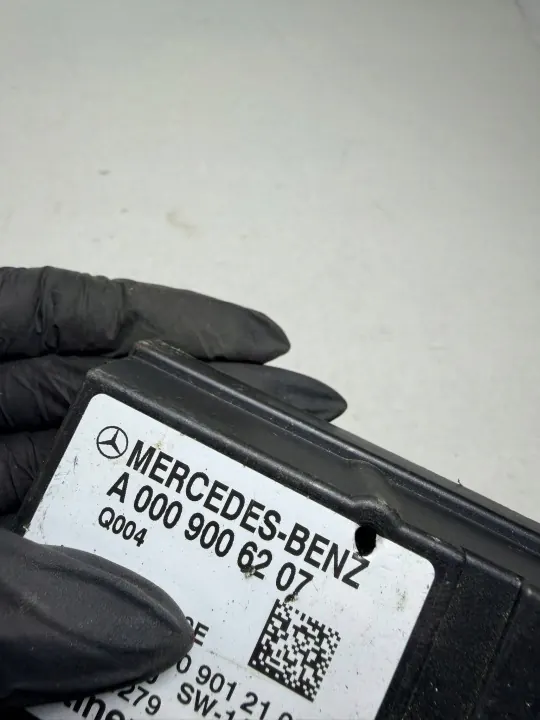 Module Pompe à Carburant Mercedes-Benz OEM A0009006207 image 3