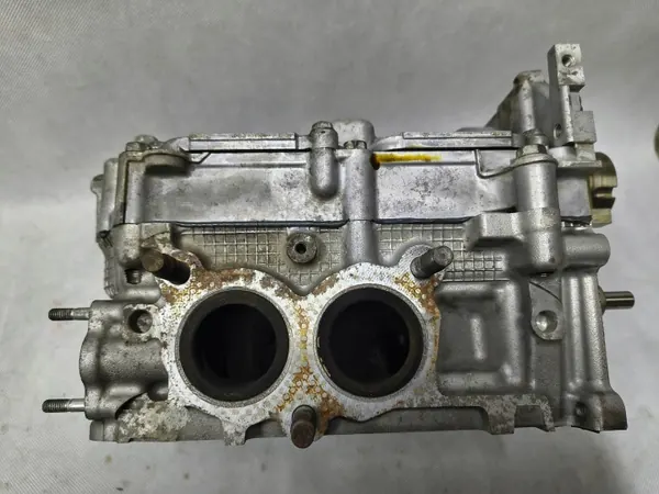 Culata Derecha Motor Subaru FB20 OEM 11039AC610 image 4