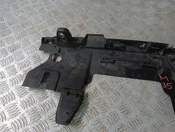 M35 VW TOUAREG III Front Upper Shield 760853819D image 8