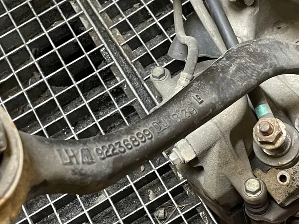 Chevrolet Camaro Mozzo ruota anteriore 20951300 2014 Lato sinistro image 8