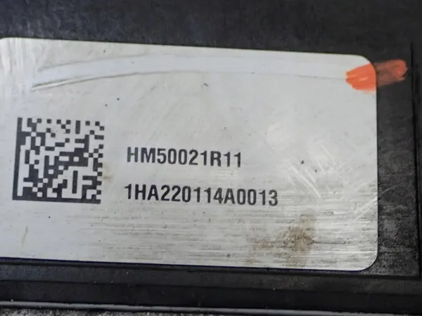 Tesla Model Y Motor OEM GE80221R11 Gebraucht image 5