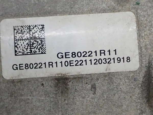 Tesla Model Y Motor OEM GE80221R11 Gebraucht image 6