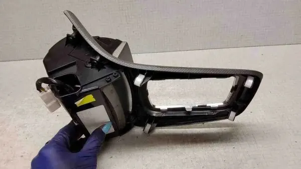 Cenicero salpicadero OEM 84932 para Toyota Avensis T250 image 10