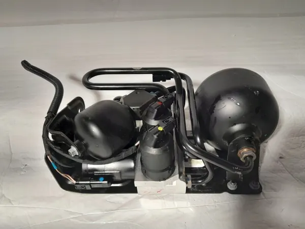 Válvula ABC Mercedes SL500 R230 OEM A2203280358 image 3