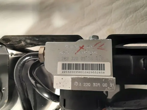 Válvula ABC Mercedes SL500 R230 OEM A2203280358 image 6