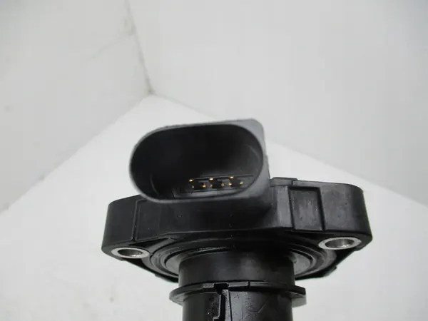 Öljytason anturi Audi Q7 A4 3.0 03C907660R image 4