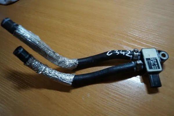 Peças de escape MERCEDES-BENZ E (W212) image 2