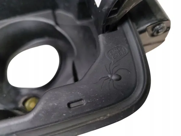Jeep Renegade polttoainelukko OEM 876 (2014-2018) image 8
