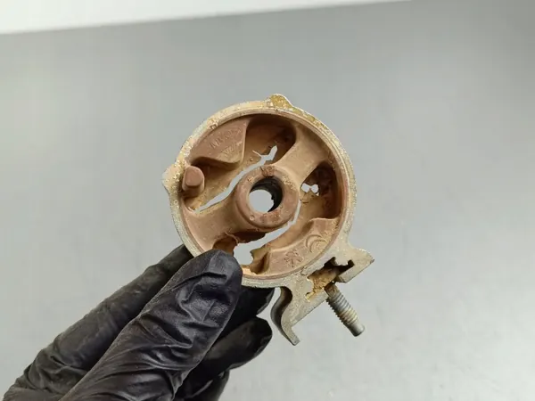 Soporte escape OEM NA para Rolls-Royce Silver Spur 1995 image 2