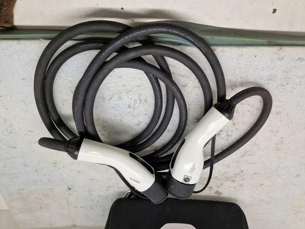 Câble de charge MG ZS EV XPENG P7 OEM V4-DSIEC2E-EV32P image 3