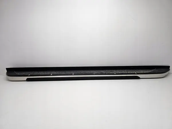 Cubierta de escalón derecho VW Amarok II OEM N1XB-16450-B image 2