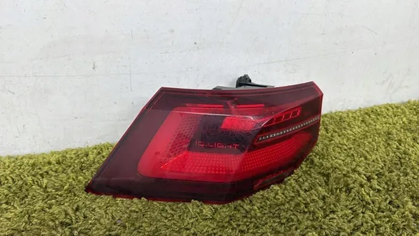 Luz trasera LED izquierda VW Golf VIII Mk8 5H 19- OEM image 2