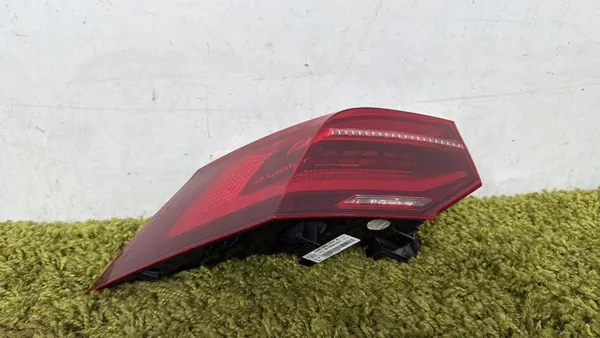 Luz trasera LED izquierda VW Golf VIII Mk8 5H 19- OEM image 4