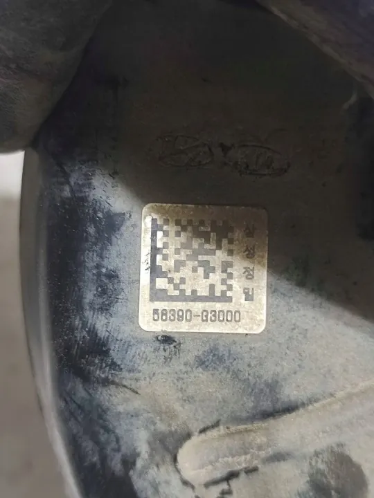 Hyundai Kona 2018 bak vänster styrknäsköld OEM 58390G3000 image 6