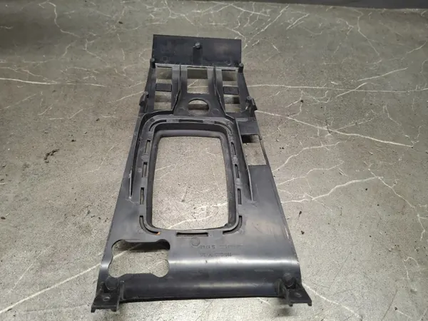 OEM 1166830036 Schalthebelabdeckung Mercedes W116 image 5
