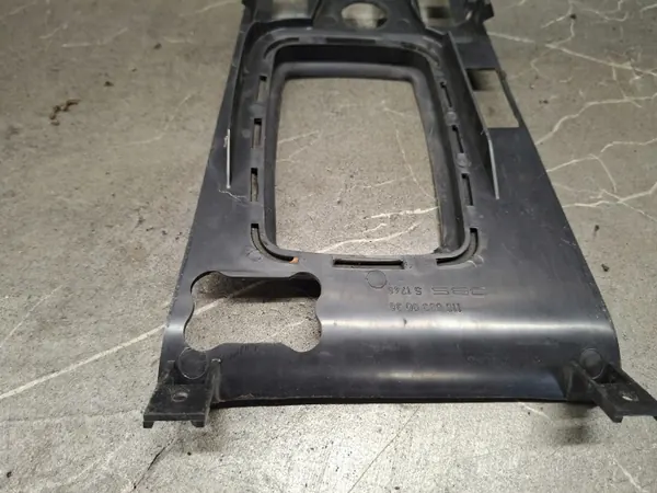 OEM 1166830036 Schalthebelabdeckung Mercedes W116 image 7