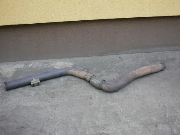 Mercedes C W204 Avgasrör OEM W204 WYDECH image 2