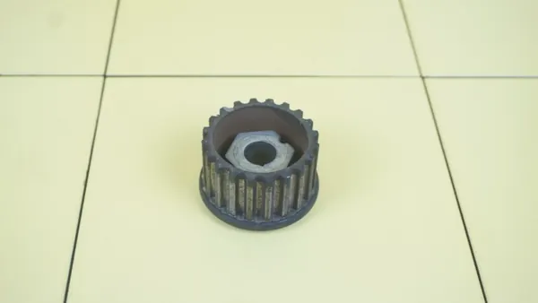 Polttoainepumpun hammaspyörä OEM K9K608 Renault 1.5 DCI image 2