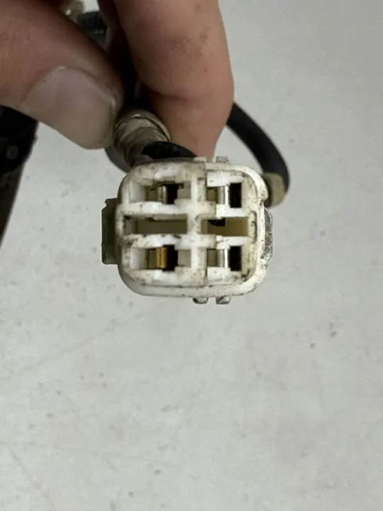 Sensor suspensión neumática delantera OEM 8940550040 image 3