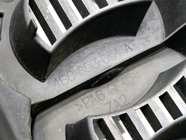 AUDI A6 C5 Grill 1997-2005 Sedan 4B0853651A image 3