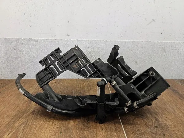 Glissière de support de lampe Audi Q5 8R0805607 image 5